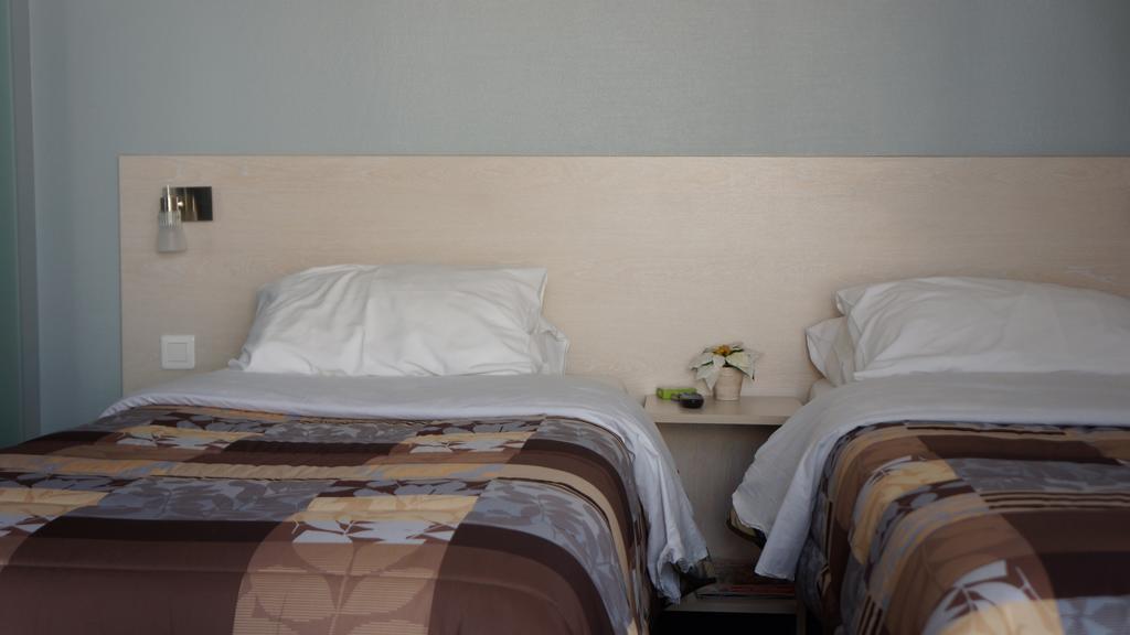 Charme Hotel En Beaujolais Belleville-sur-Saone Exterior photo